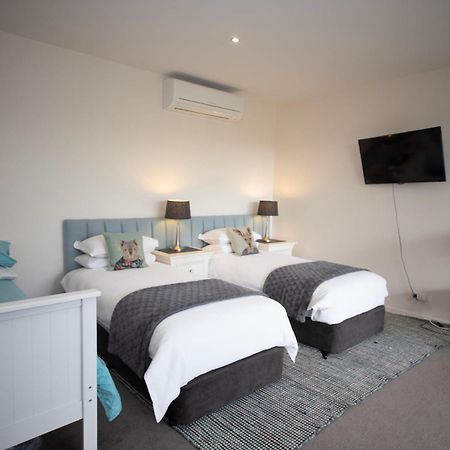 12 Apostles Accommodation Anchors Beach House With Sea Views Port Campbell Esterno foto